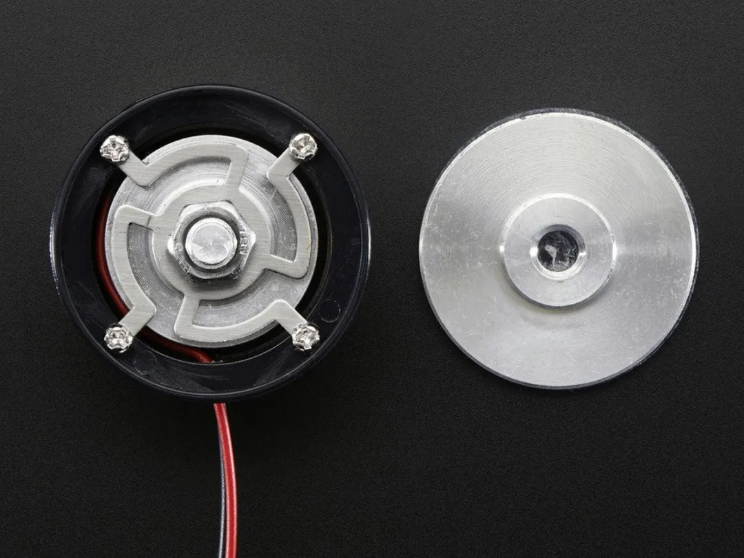 Adafruit 1785 Medium Surface Transducer 3W - 4 Ohm - Zwart/Zilver