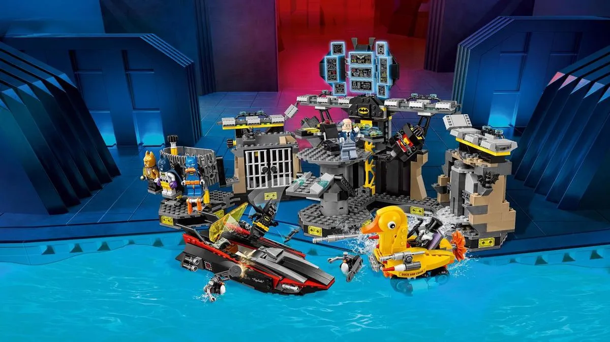 LEGO Batman Movie Batcave Inbraak 70909 - 1047 Stukken