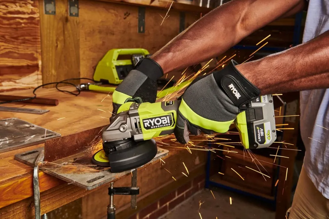Ryobi 18V ONE+ RAG18BL-0 Haakse Slijper 125mm - afbeelding 6 van 6