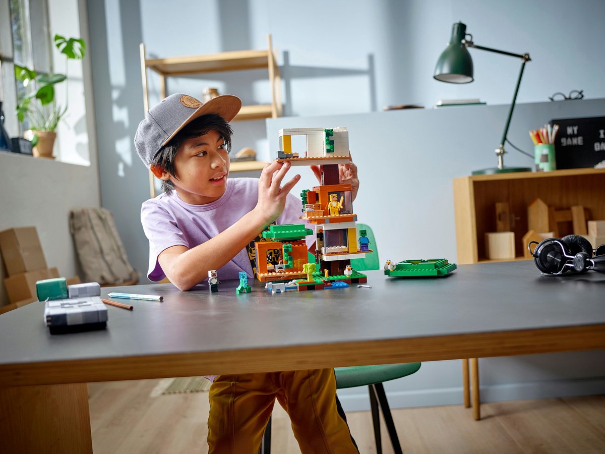 LEGO Minecraft De Moderne Boomhut - 21174