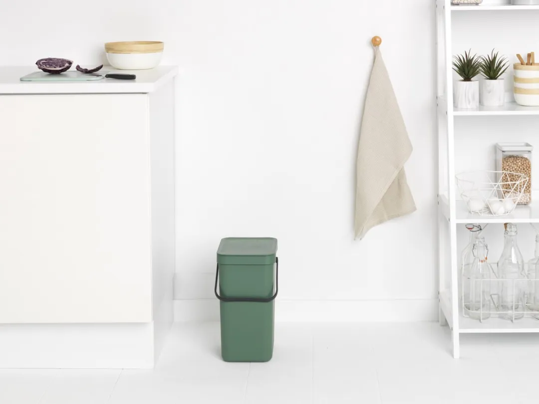 Brabantia Sort & Go Prullenbak 12L - Fir Green - afbeelding 5 van 6