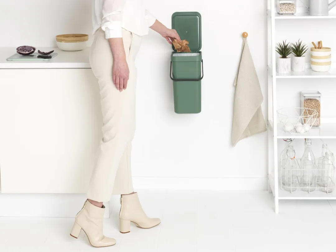 Brabantia Sort & Go Prullenbak 12L - Fir Green - afbeelding 6 van 6
