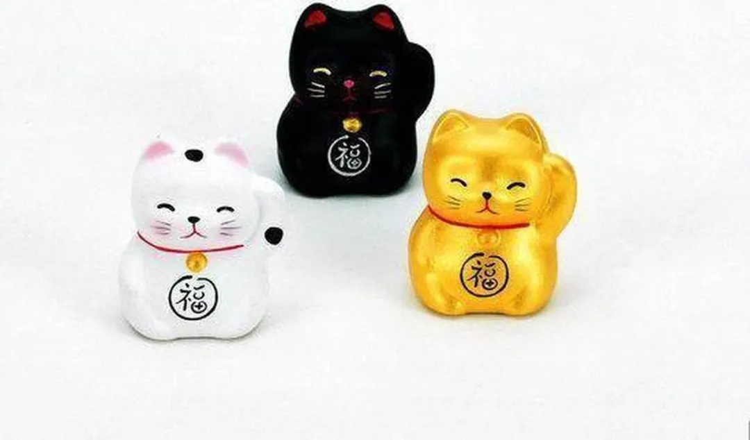 Tokyo Design Studio Lucky Cat Beeldje - Wit - 9 cm