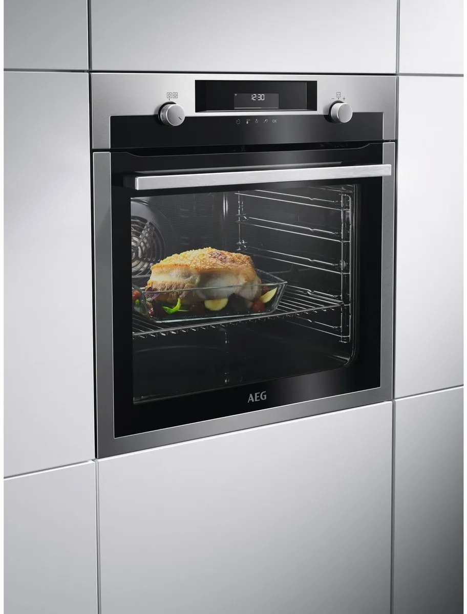 AEG BPE556360M Inbouw Oven 71L - Roestvrijstaal