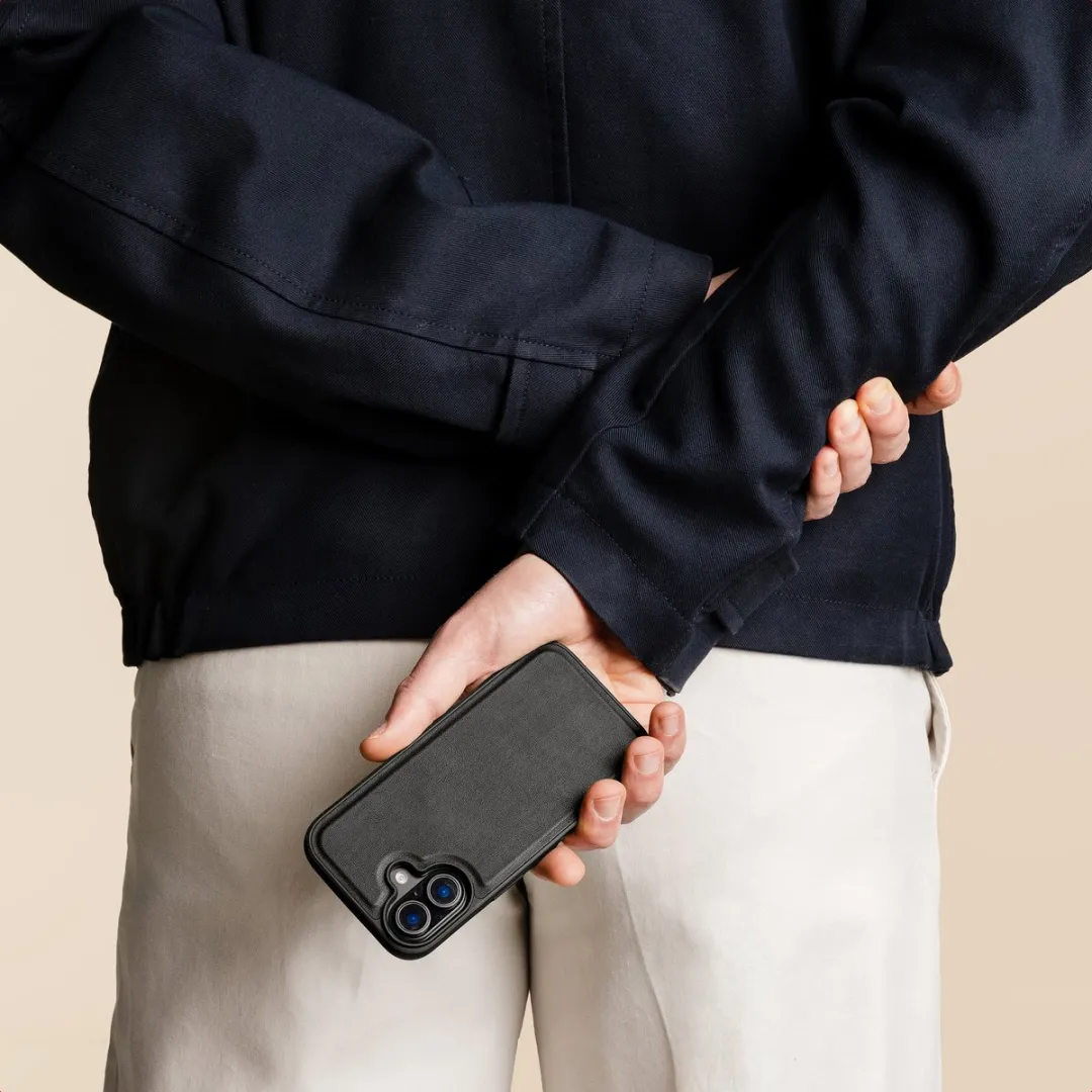 Accezz iPhone 17 Pro MagSafe Hoesje - Zwart