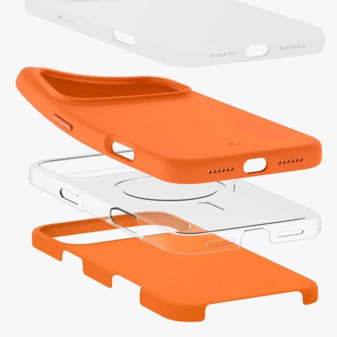 Spigen Silicone Fit MagSafe 8800337245110 - Transparent