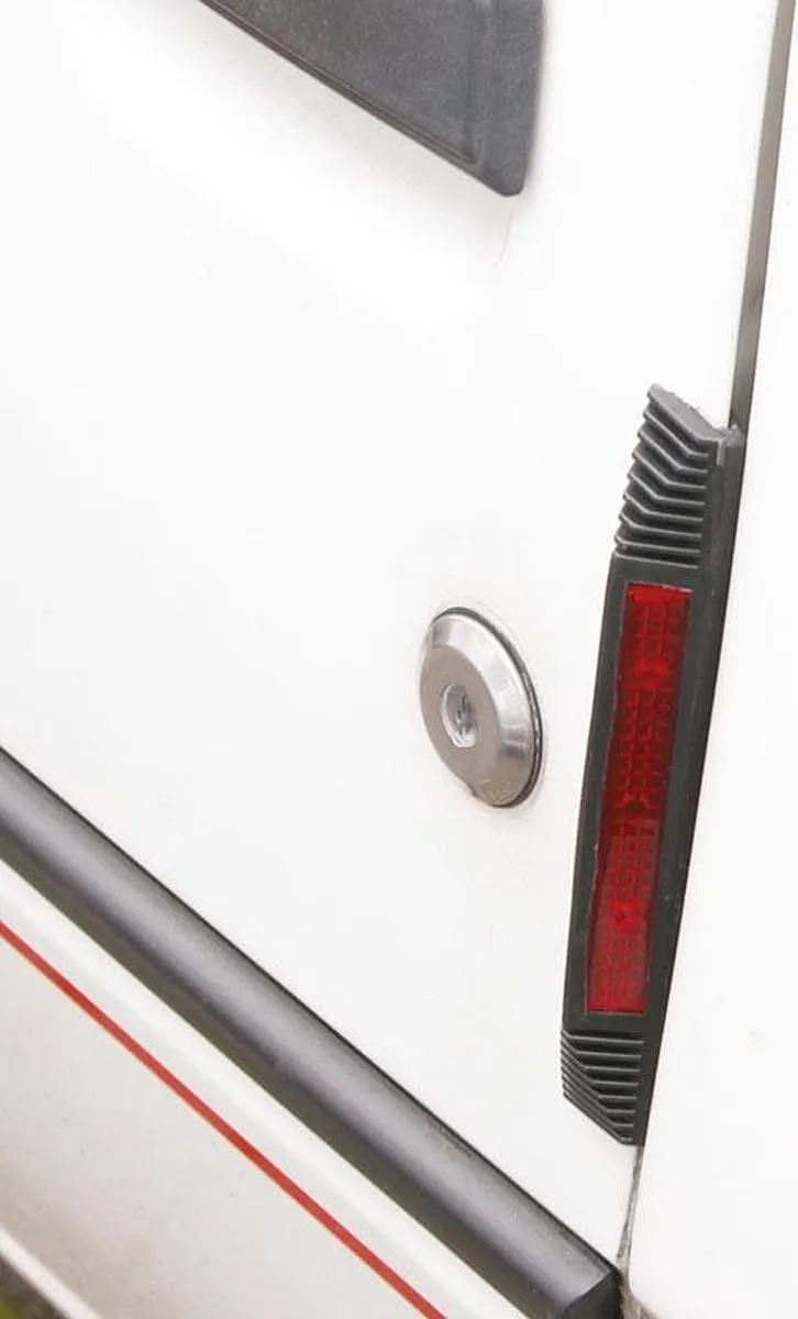 Carpoint Deurstripset 140mm - Zwart - afbeelding 2 van 2