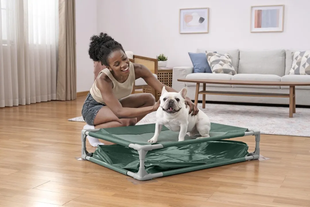 Bestway Fetchin' Fun Speelbad en Bed - Groen - afbeelding 5 van 6