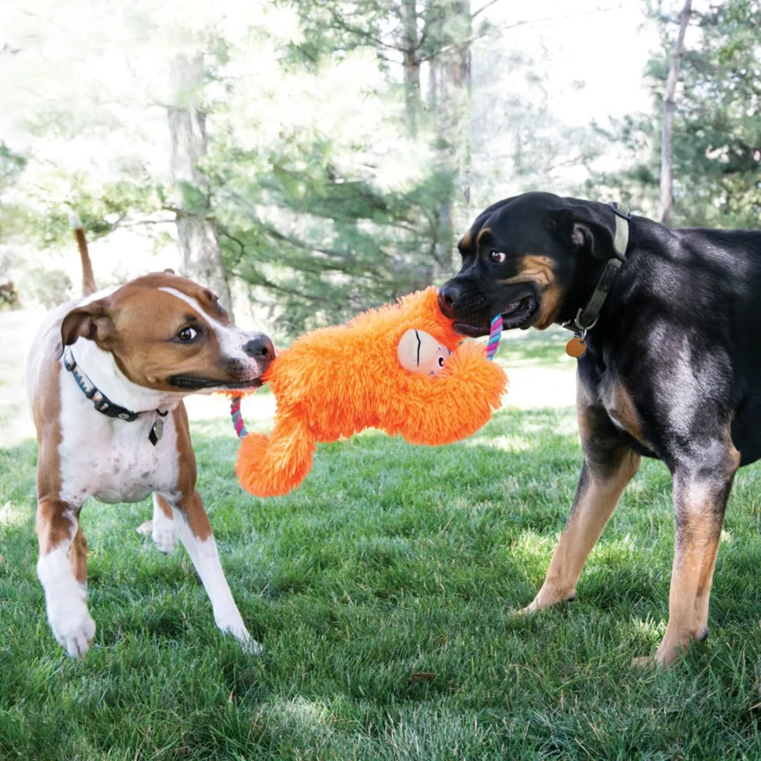 KONG Tuggz Luiaard Trekknuffel 42cm - Bruin