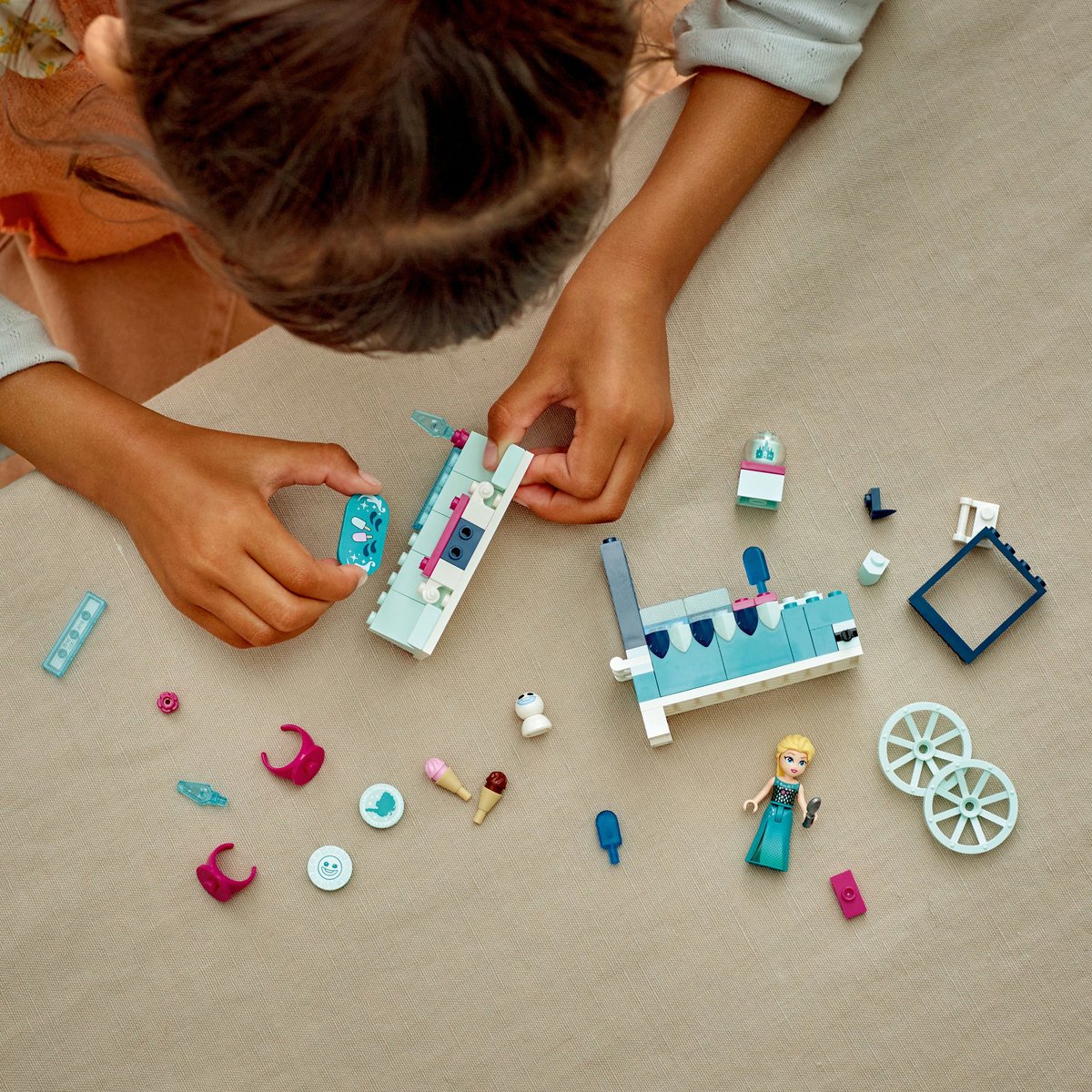 LEGO Disney Princess Elsa's Frozen traktaties - 43234