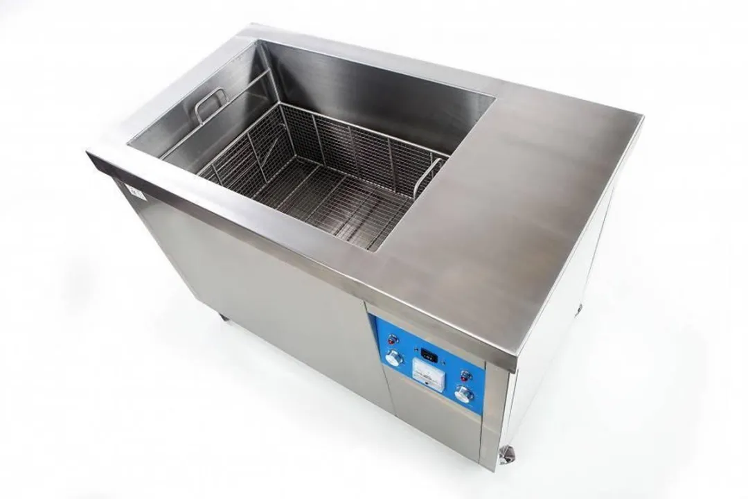 Industriële Ultrasoon Reiniger - 120 liter 1200 Watt.