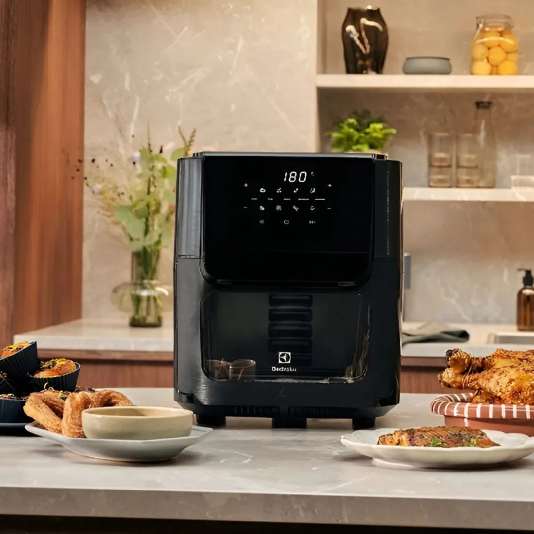 Electrolux EAF12B Airfryer Oven Combo - Zwart