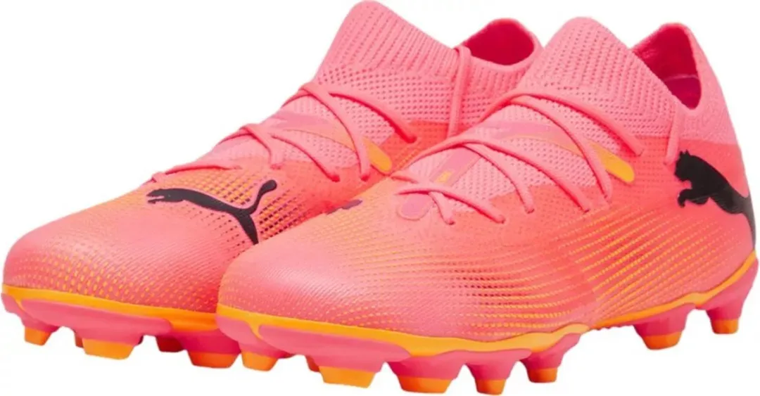 PUMA Future 7 Match Voetbalschoenen 42.5 - FG/AG - Oranje Roze