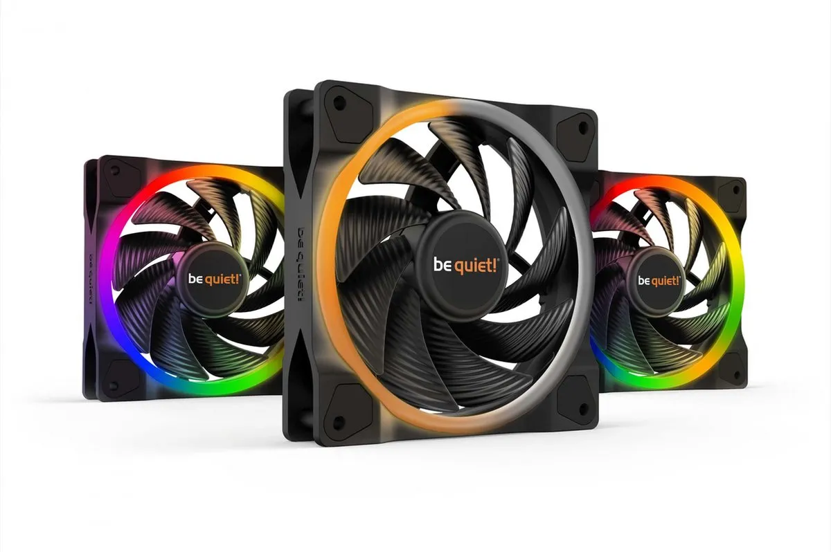be quiet! Light Wings PWM BL077 Ventilatoren - 3x 12cm - Zwart