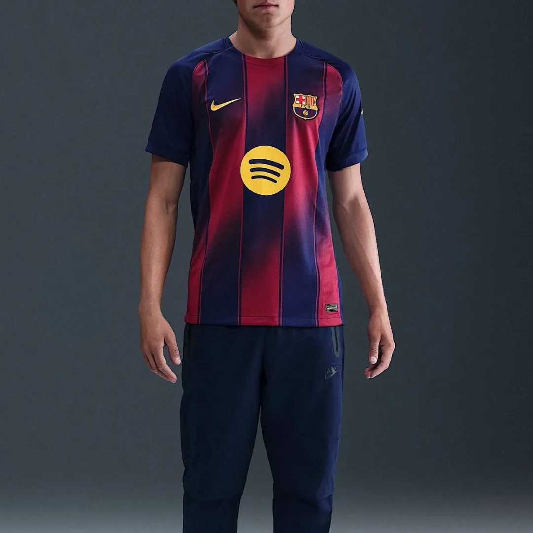 Nike FC Barcelona 2025/26 Thuis Shirt - S - Blauw/Rood/Goud