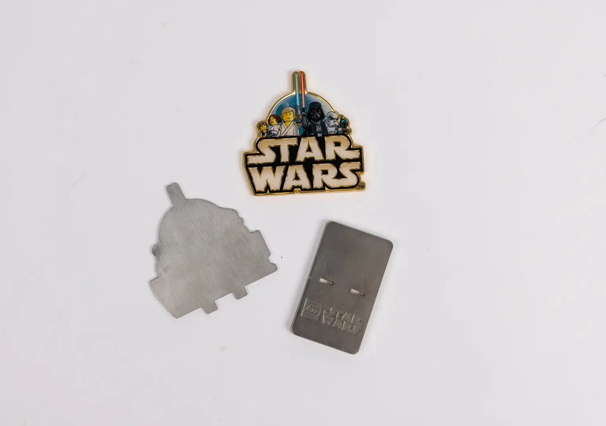 LEGO 5008948 Star Wars 25 Years of LEGO Star Wars Magneet met metalen houder / standaard