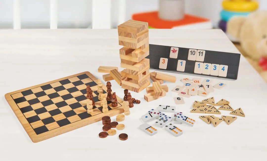 Noris Schaken En Dammen Deluxe Hout 2-In-1 Bordspel