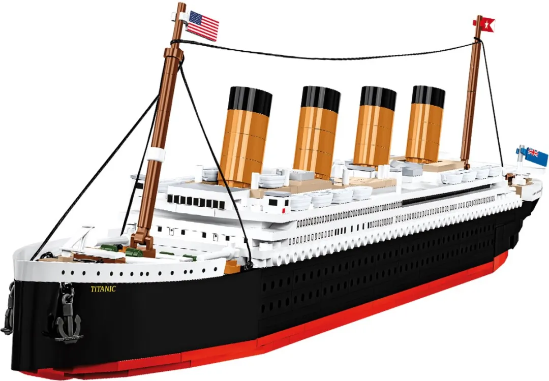 Cobi 1688 R.M.S. Titanic