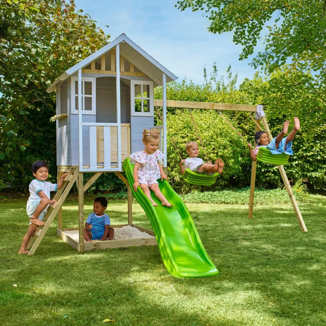 TP Toys Houten Speelhut op Palen met Glijbaan en Schommels