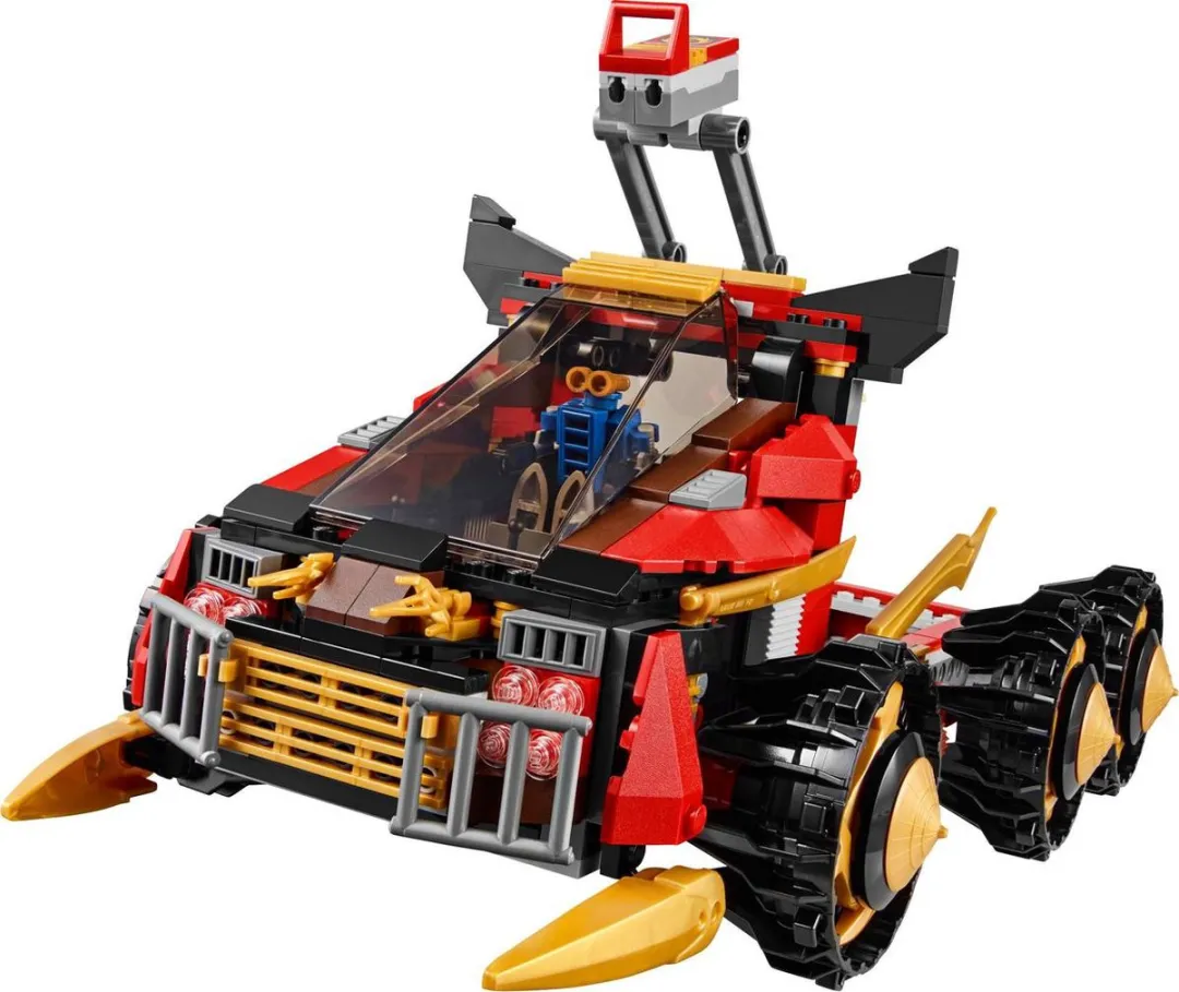 LEGO Ninja DB X 70750 - 756 Stukken - 6 Minifiguren