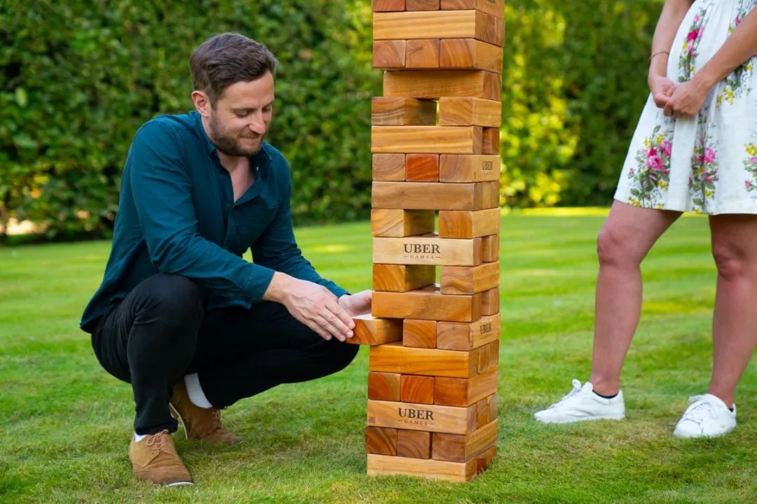 Ubergames Hardhouten Stapeltoren - 50 KG - In luxe draagtas