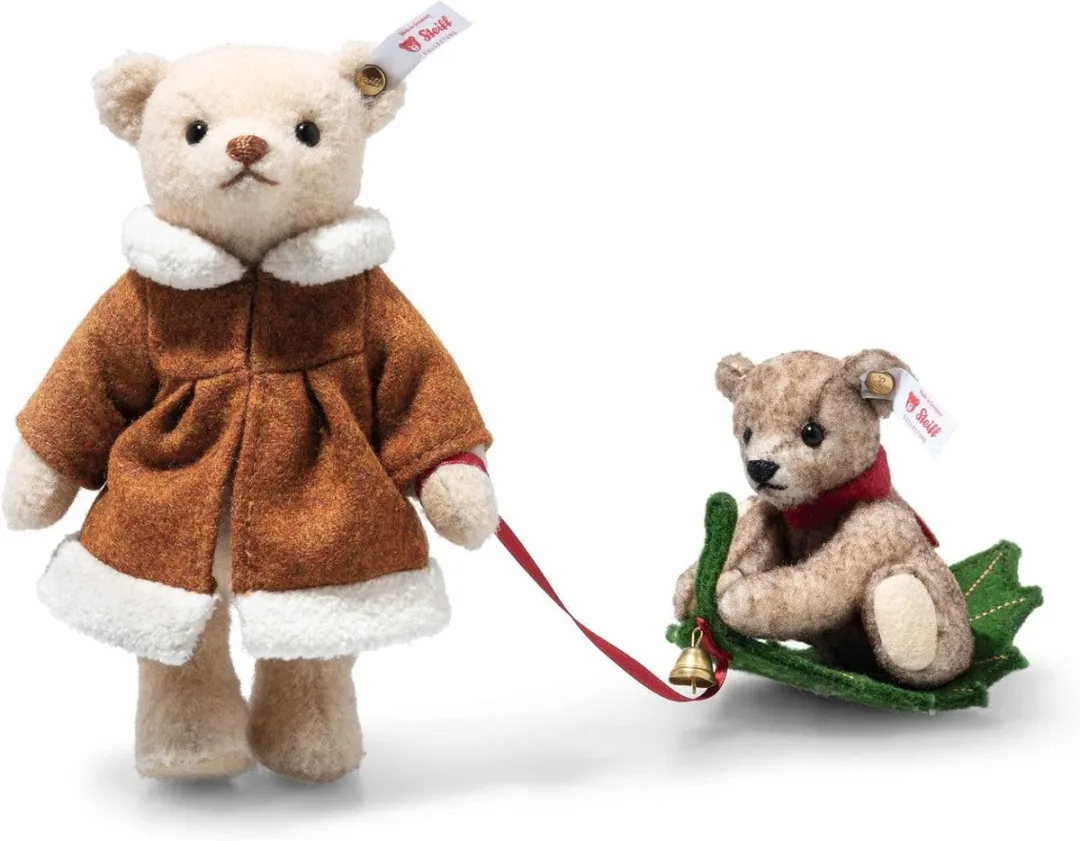 Steiff Mama Teddybeer met kind op slee 23cm