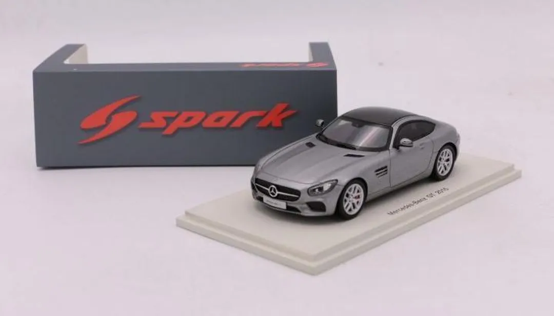 Mercedes-Benz GT 2015 S4906 Modelauto - 1:43 - Multicolor