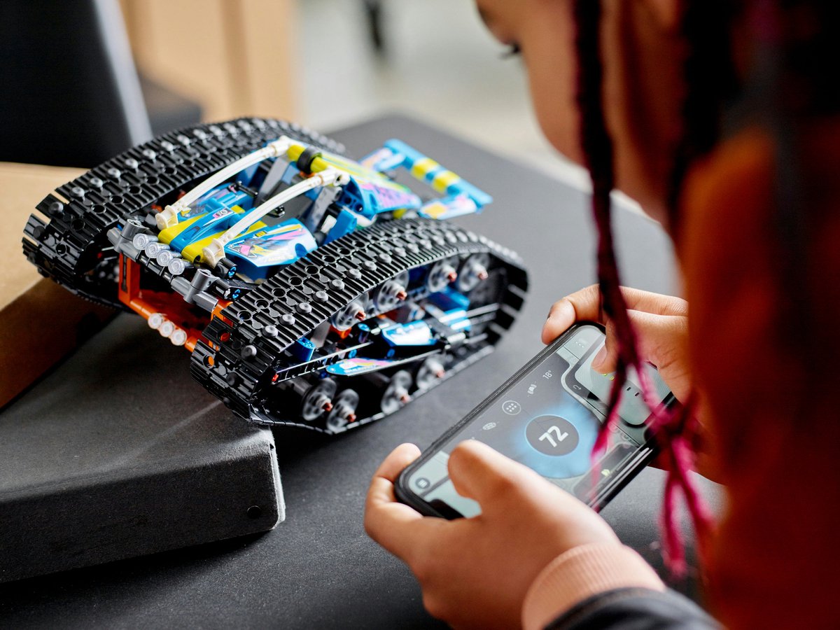 LEGO Technic Transformatievoertuig met App-Besturing
- 42140