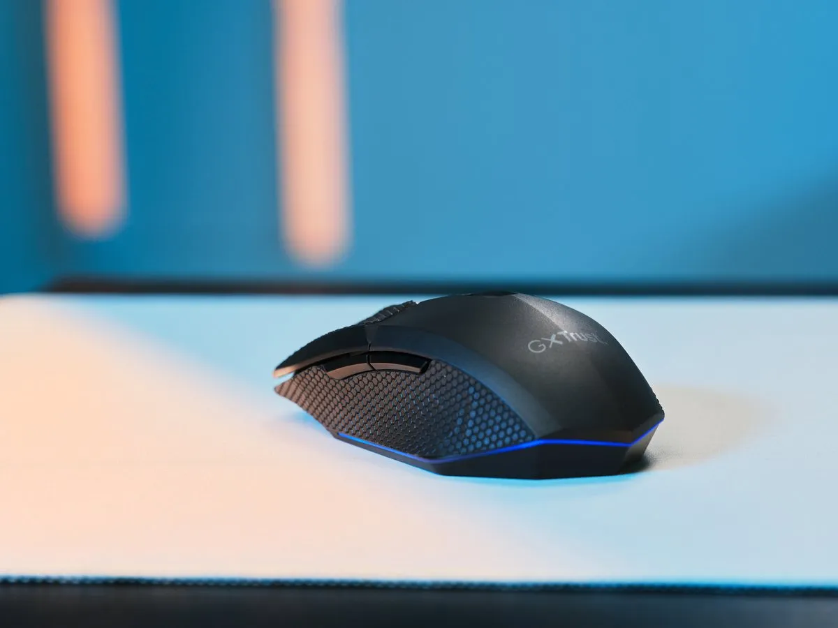 Trust GXT 122 Felox+ Draadloze Gaming Muis - Zwart