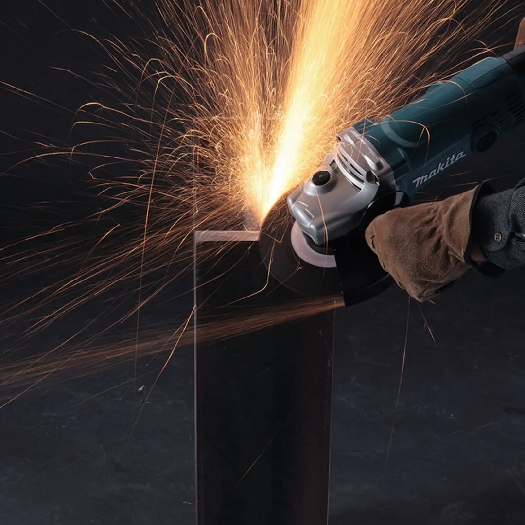 Makita GA7050R Haakse Slijper 2000W - Ø180mm