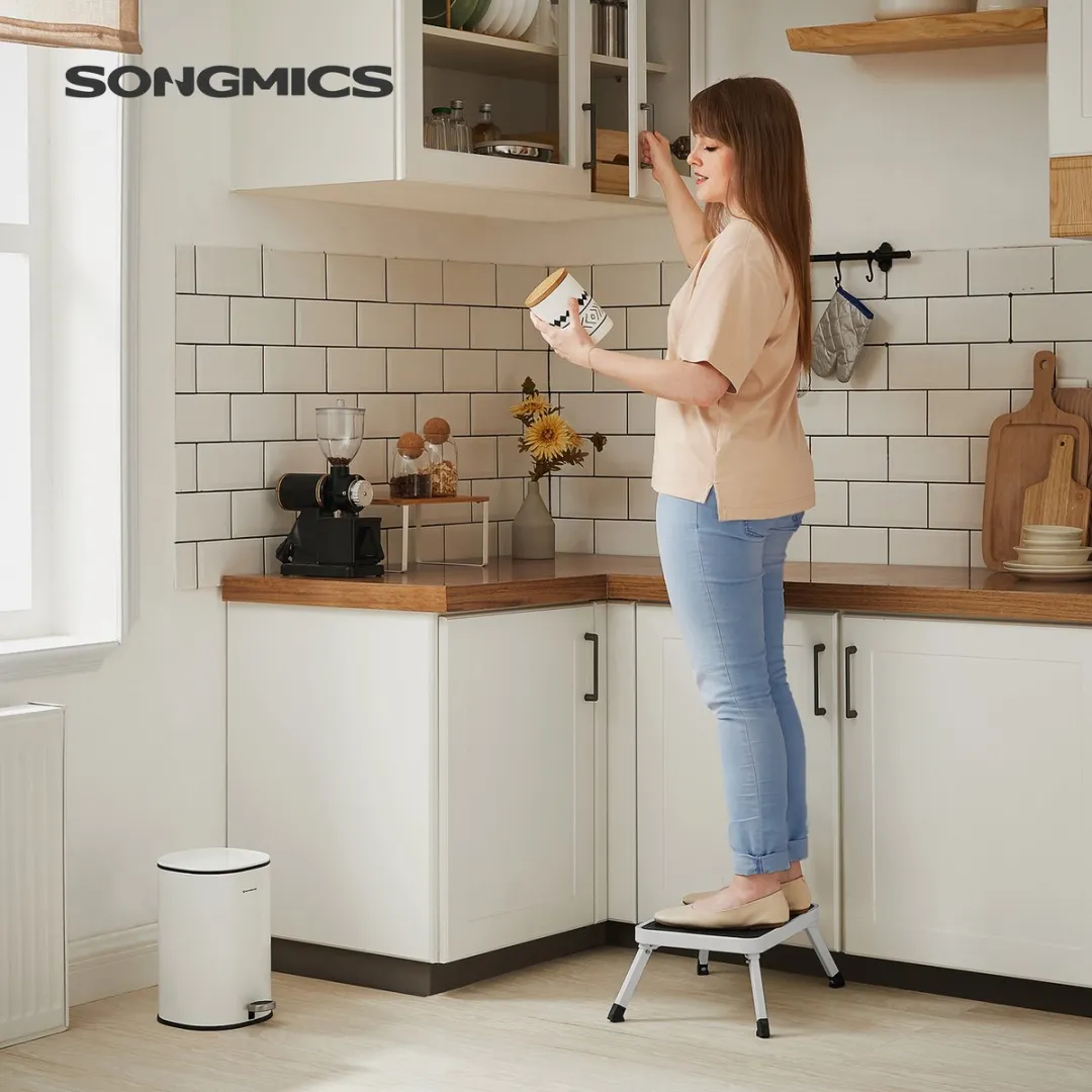 Songmics GSL01WTV1 Opvouwbare Trapladder - 1 Treden - 150 kg
