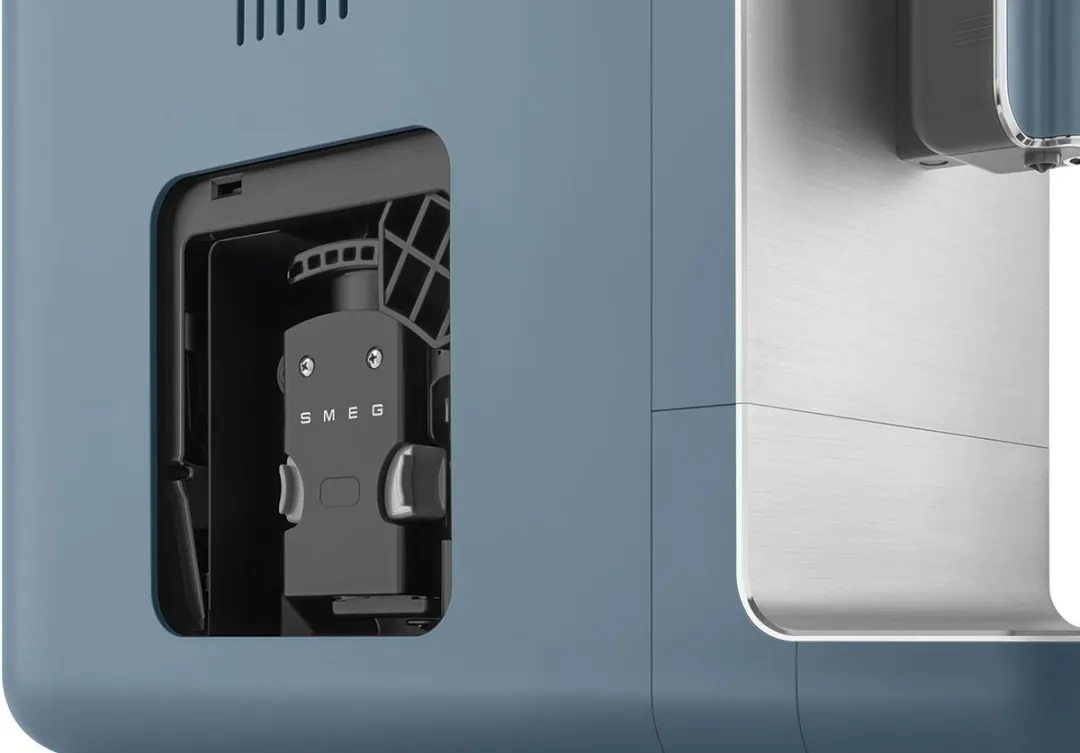 Smeg BCC12SBMEU Volautomatische Espressomachine Storm Blue