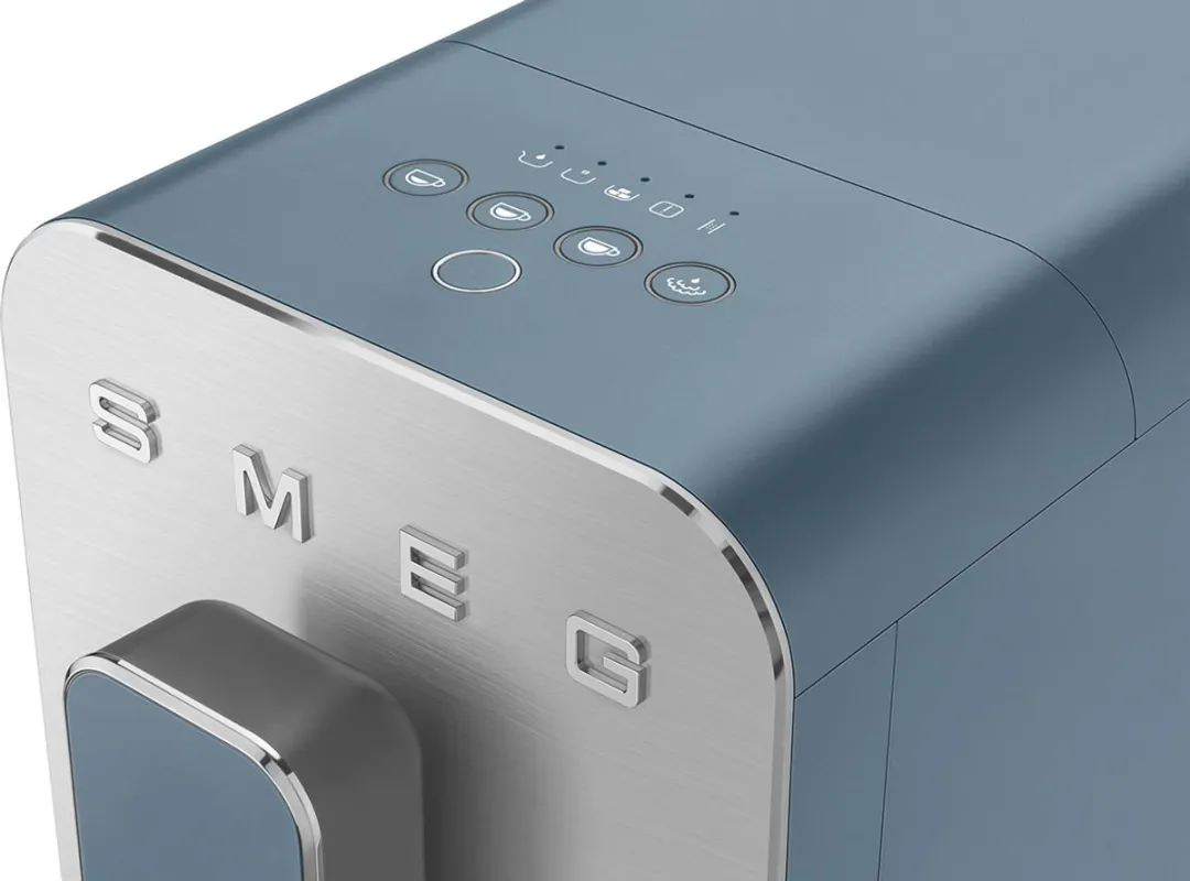Smeg BCC12SBMEU Volautomatische Espressomachine Storm Blue - afbeelding 6 van 6