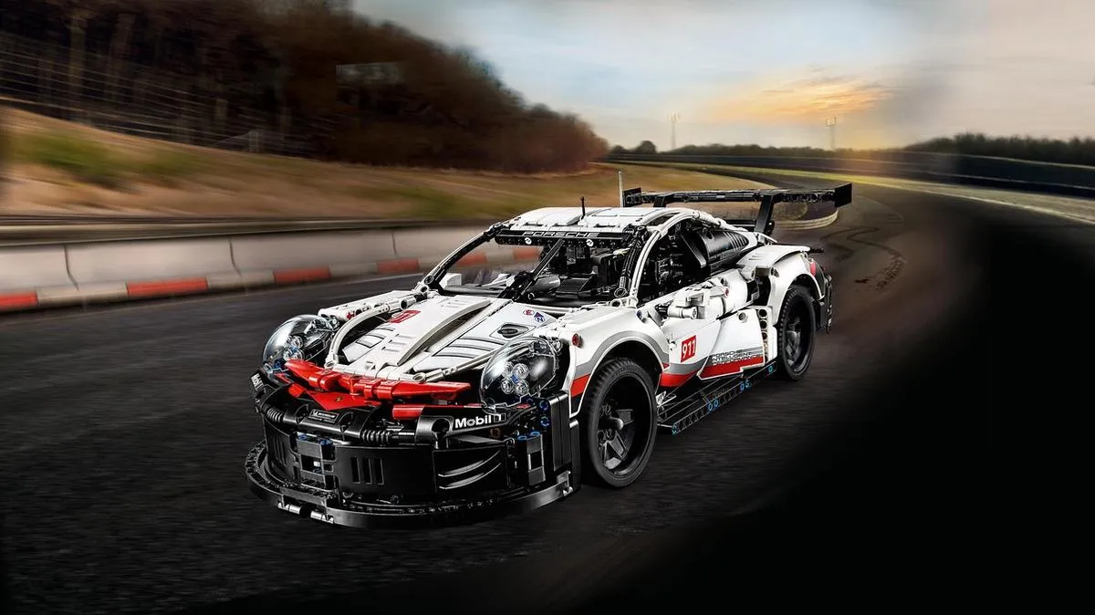 LEGO Technic Porsche 911 RSR 42096 - 1580 Stukken