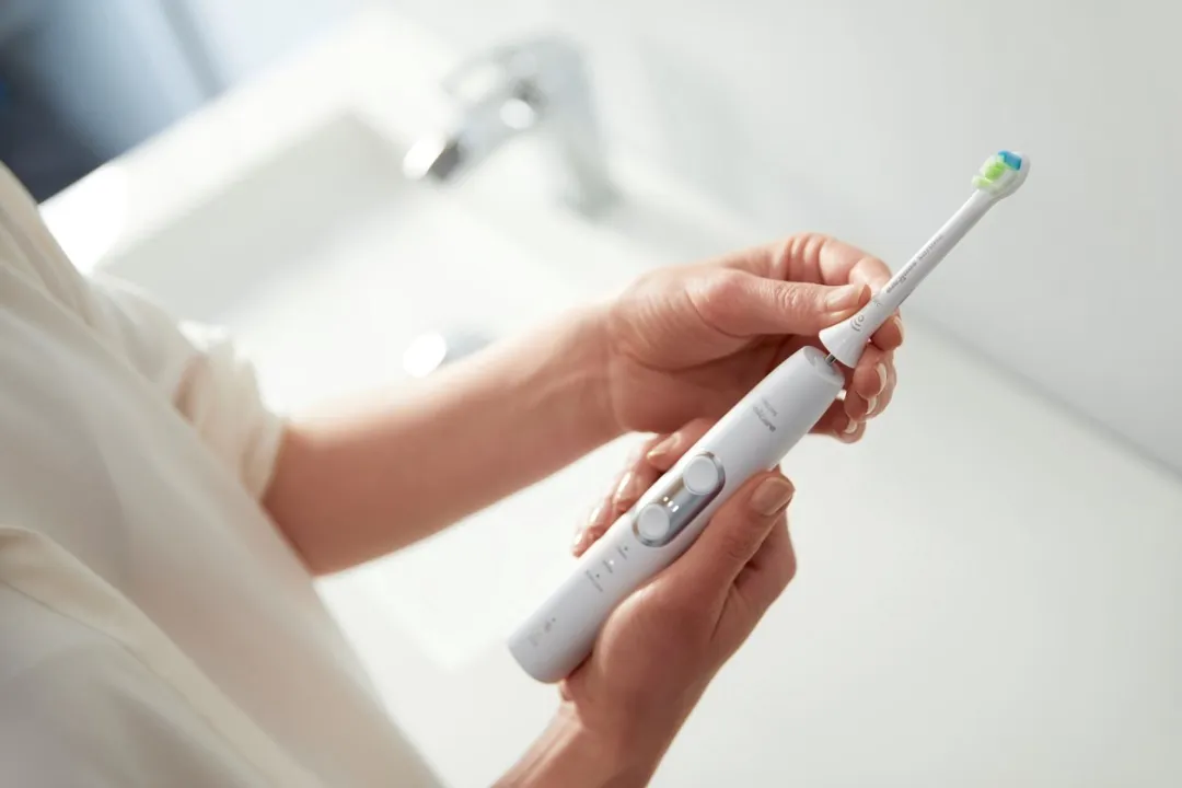 Philips Sonicare ProtectiveClean 6100 HX6877/34 Elektrische Tandenborstel - Wit