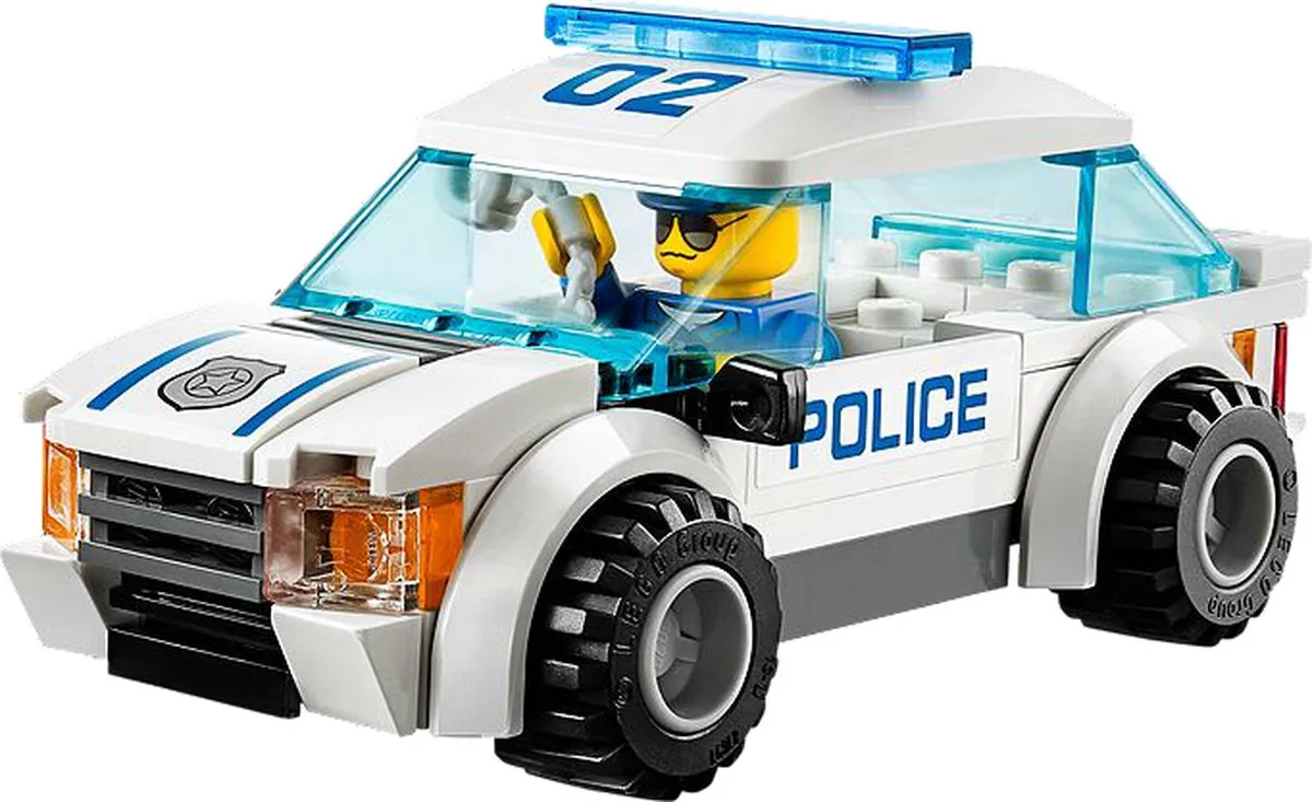 LEGO City Boevenjacht 60042 - 110 Stukken