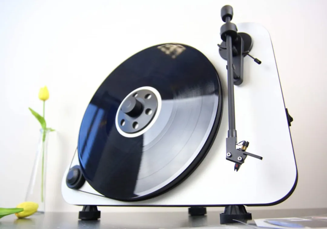 Pro-Ject VT-E BT R OM5e Platenspeler - Wit - afbeelding 6 van 6