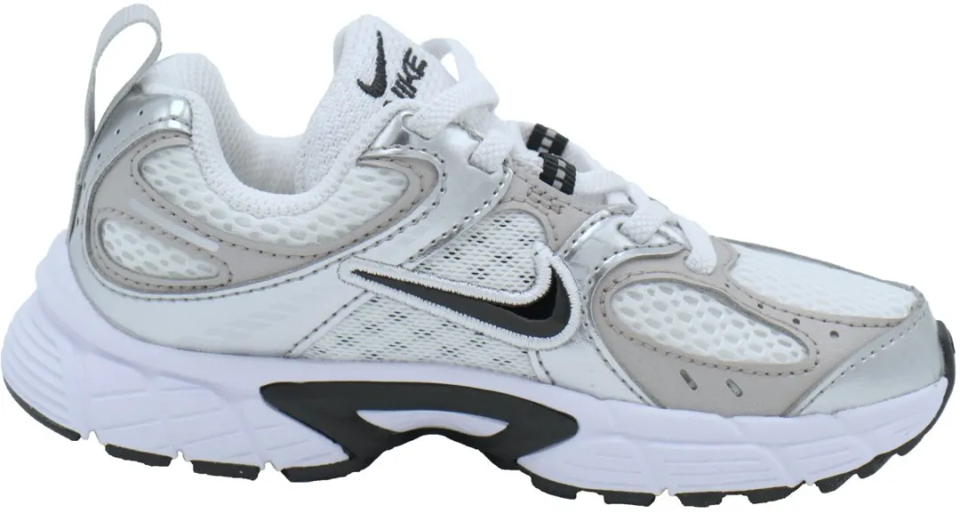 Nike V5 RNR HQ6412-100