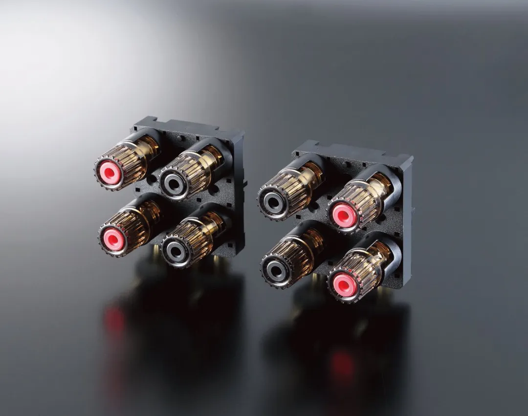 Yamaha A-S701 Versterker - 320W - Zilver