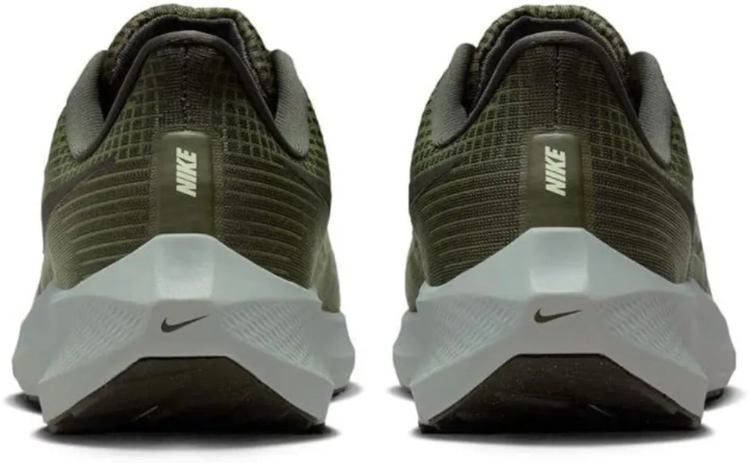 Nike Air Zoom Pegasus 39 Hardloopschoenen - Maat 40 - Cargo Green