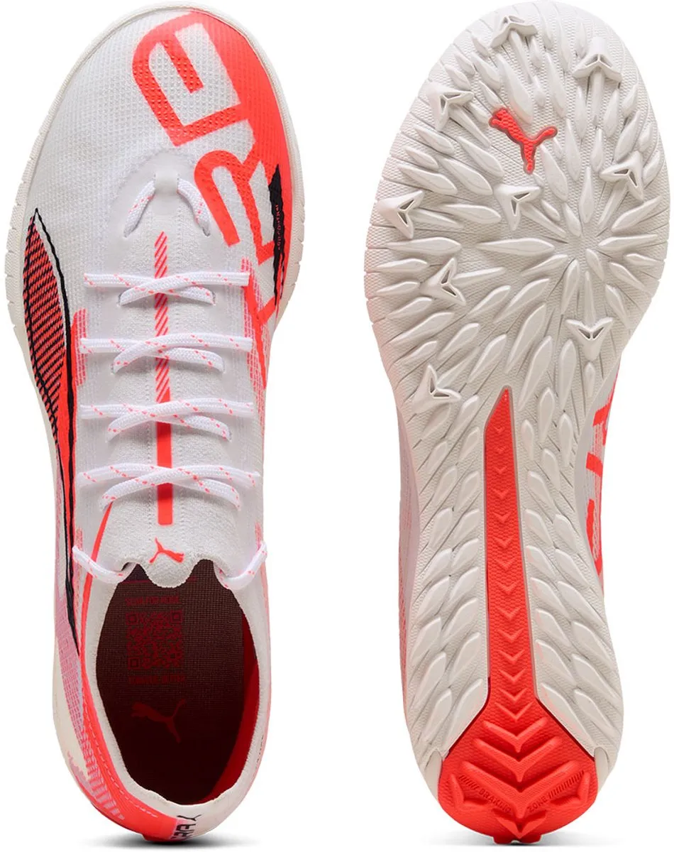 PUMA Ultra 5 Pro Cage Low Voetbalschoenen 42.5 - Wit