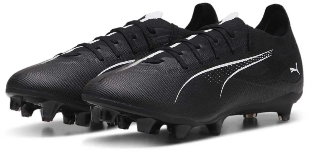 PUMA Ultra 5 Match Voetbalschoenen FG/AG - 39 - Zwart/Wit