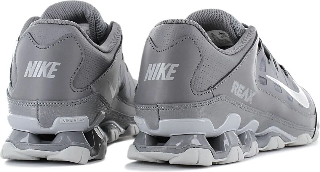 Nike Reax 8 TR Fitness Schoenen - Grijs - 44