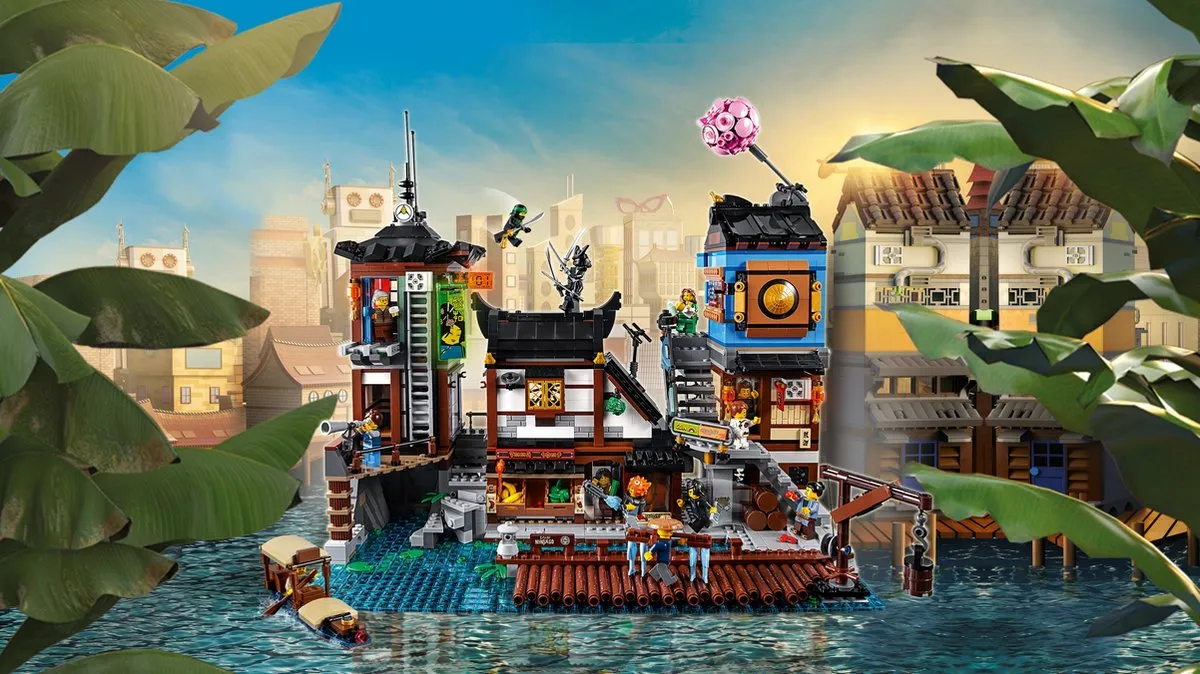 LEGO Ninjago Movie City Haven 70657 - 3553 Stukken - 13 Minifiguren - afbeelding 4 van 6