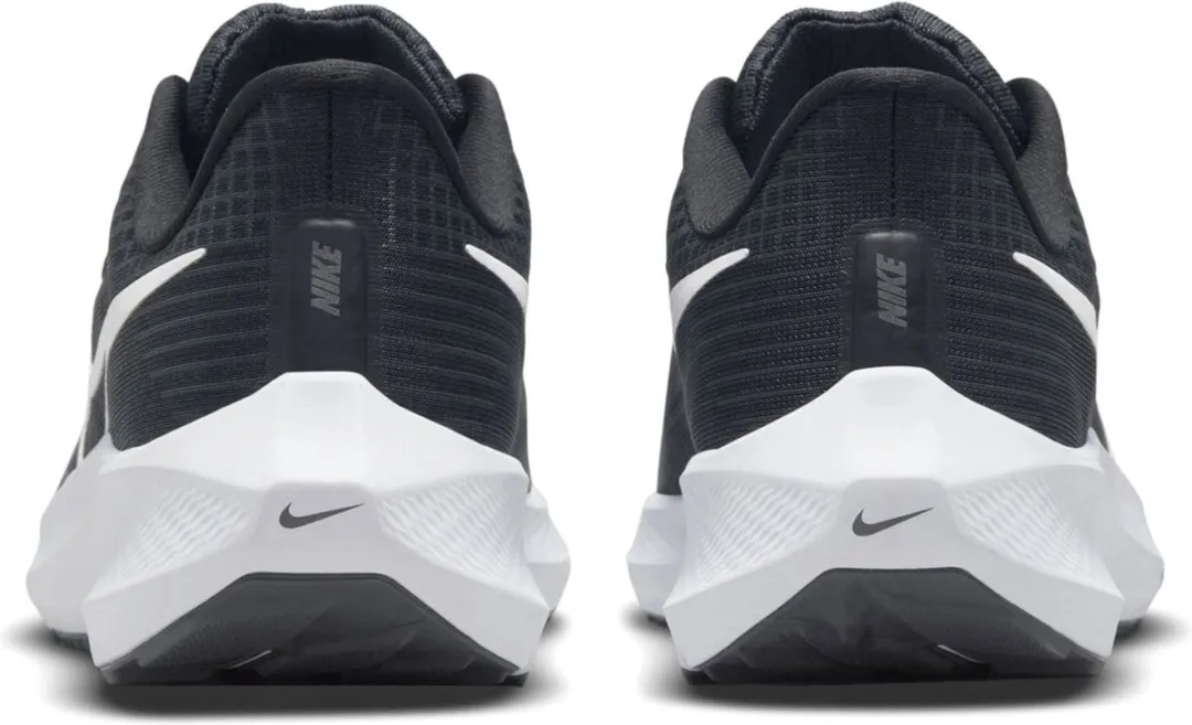 Nike Air Zoom Pegasus 39 Sportschoenen 38 - Zwart/Wit