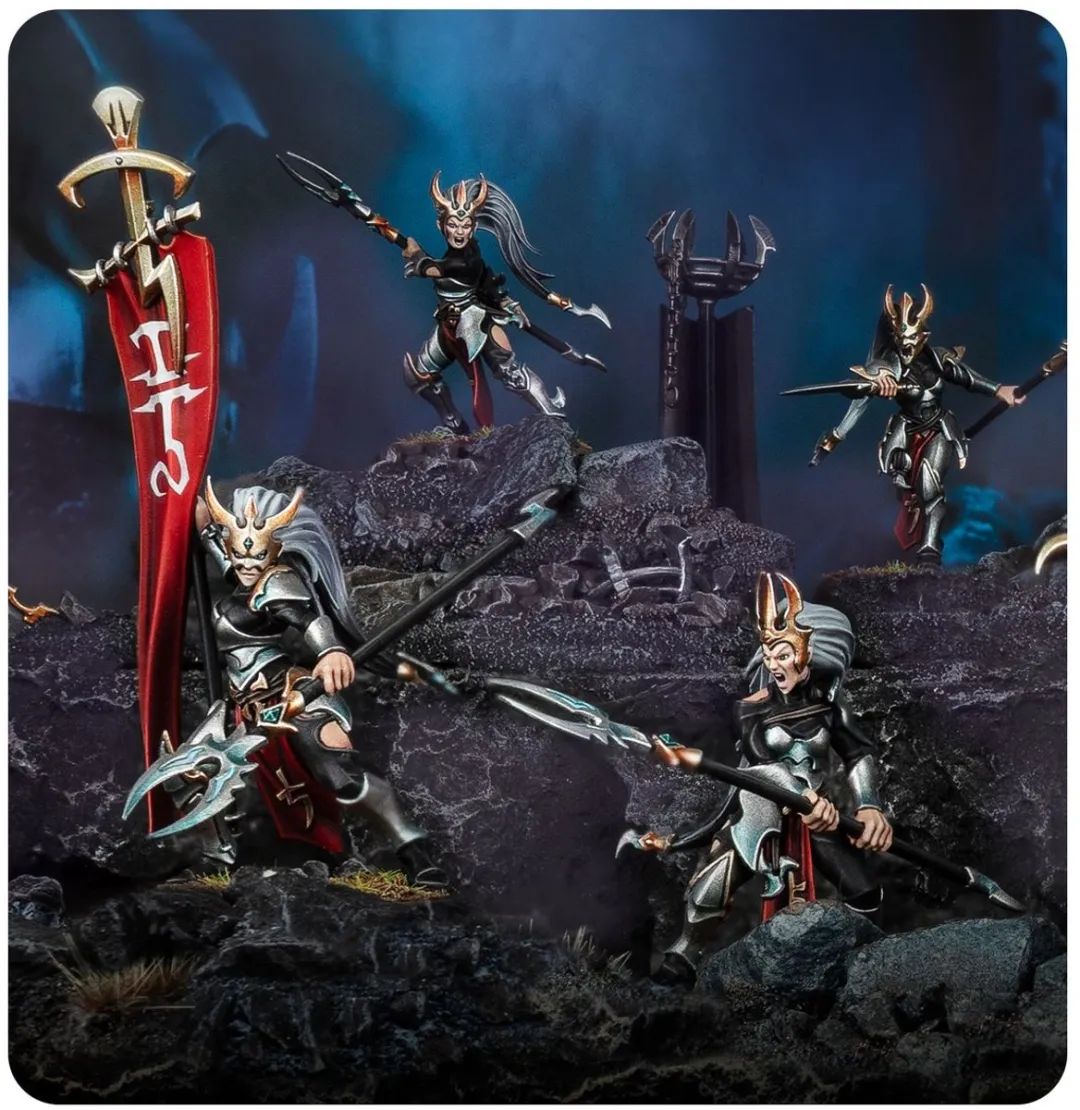 Games Workshop Daughters of Khaine Blood Hags