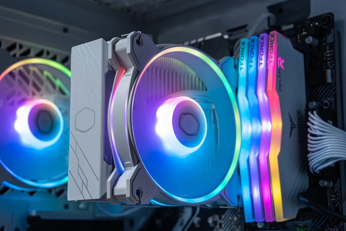 Cooler Master Hyper 212 Halo RR-S4WW-20PA-R1 CPU Koeler - Wit 120mm - afbeelding 6 van 6