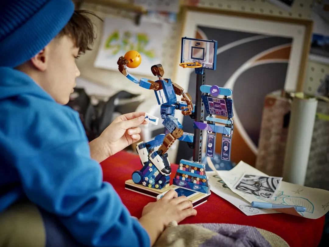 LEGO Nike Slam Dunk 43010 - 809 Stukken - Meerkleurig