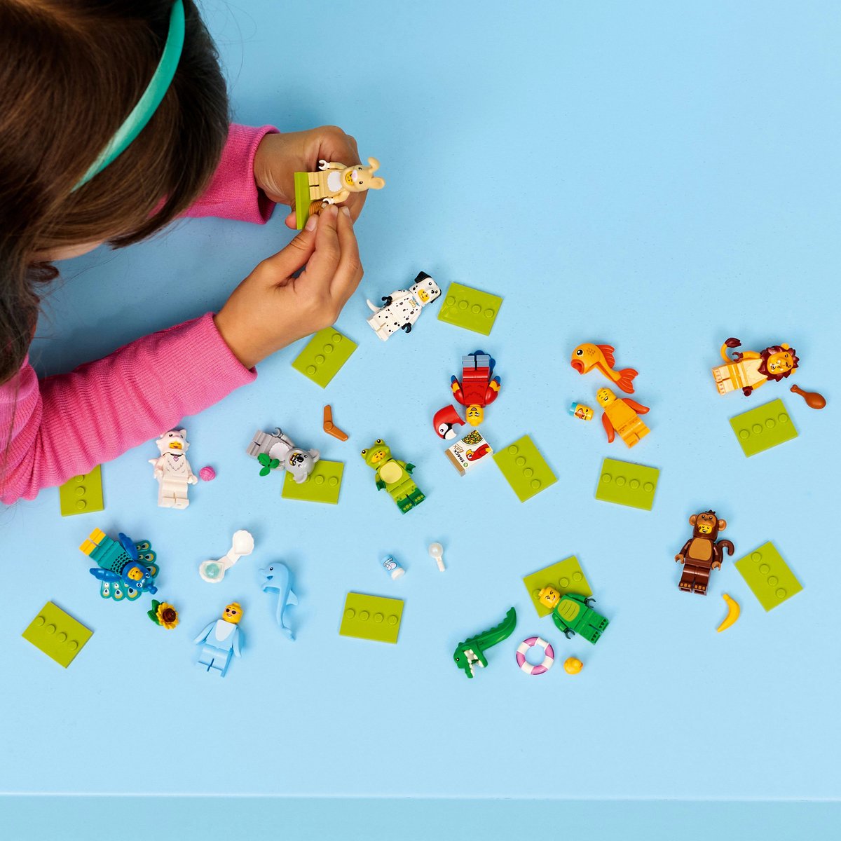 LEGO® Minifiguren Serie 28: Dierenkostuums - Verrassingsdoosje - 1 van de 12 Dierenfiguren Waaronder een Aap, Leeuw, Kikker en Konijn - Cadeautip voor Kinderen Vanaf 5 Jaar - 71051