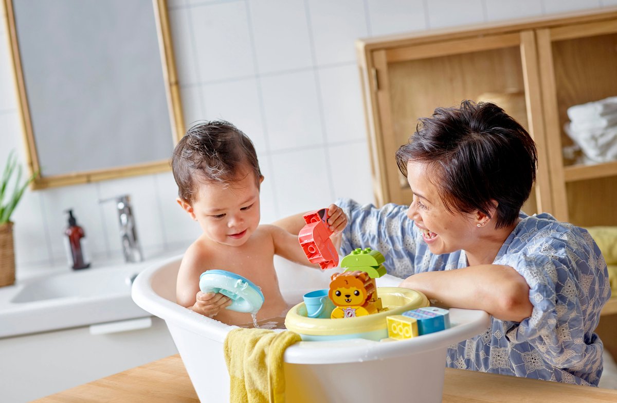 LEGO DUPLO Pret in bad: drijvend diereneiland - 10966